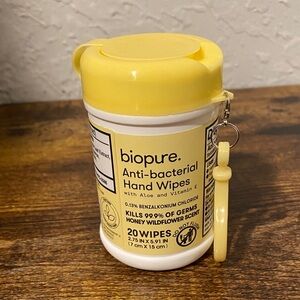 Biopure Anti-bacterial Hand Wipes with Aloe